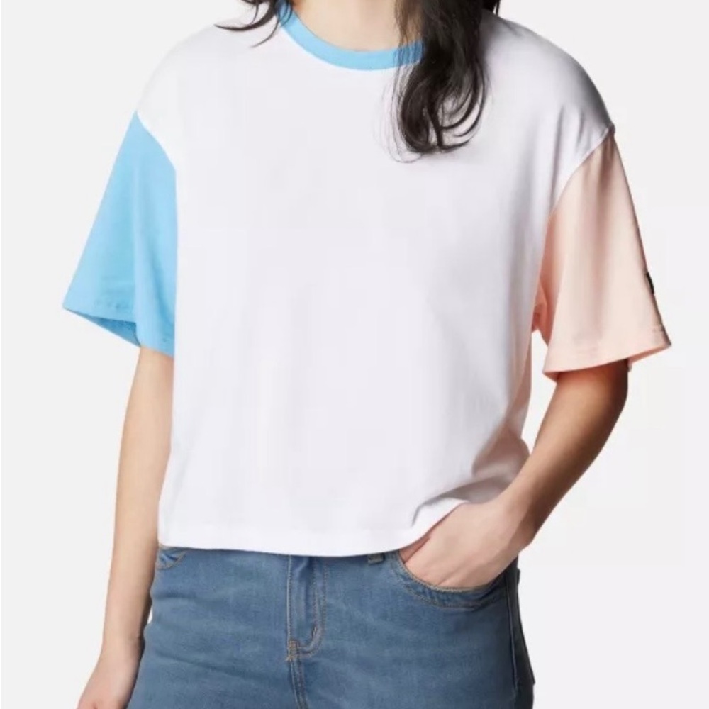 Columbia Women’s crop short sleeve tee